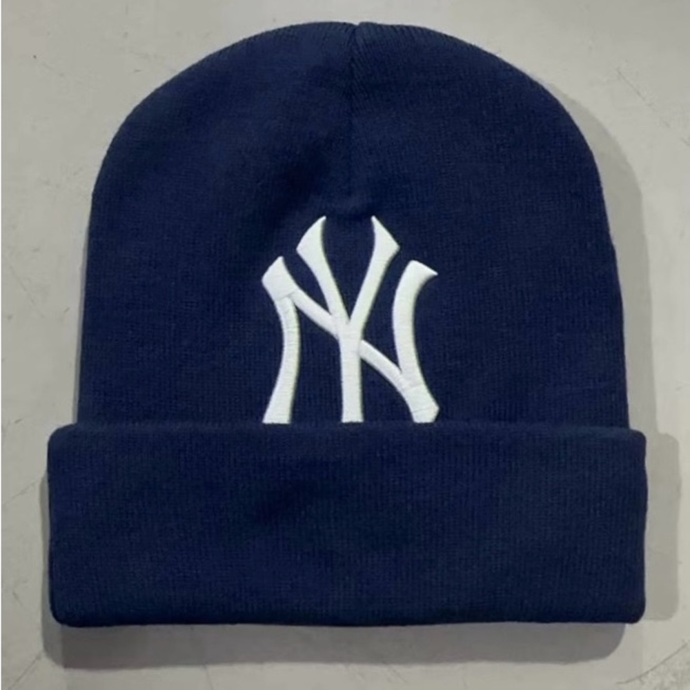 NEW  Unisex Navy Blue "NY" Logo with red satin lining